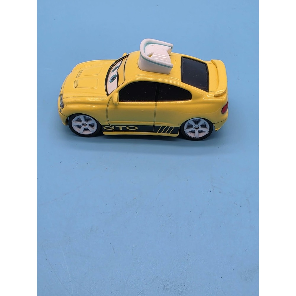 Disney Pixar Cars Toon Nurse GTO Rescue Squad Mater 2010 - 1:55 Diecast